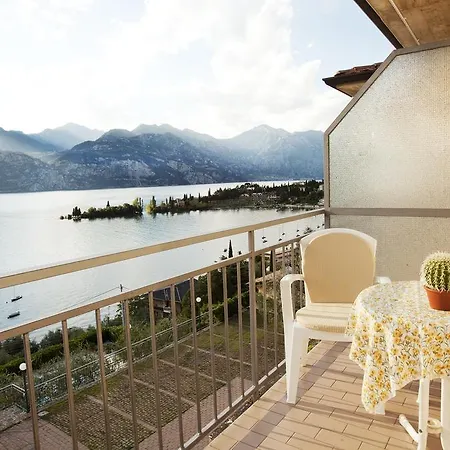 Апартаменты Le Balze *