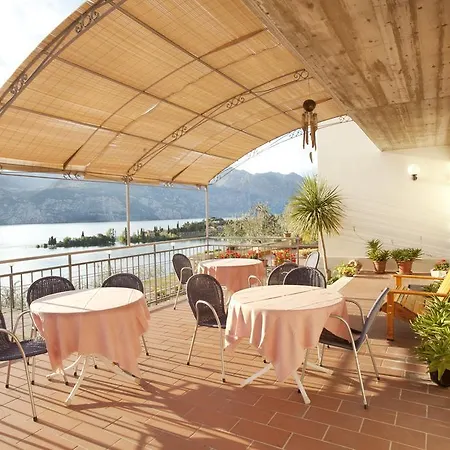 Le Balze Apartament Malcesine